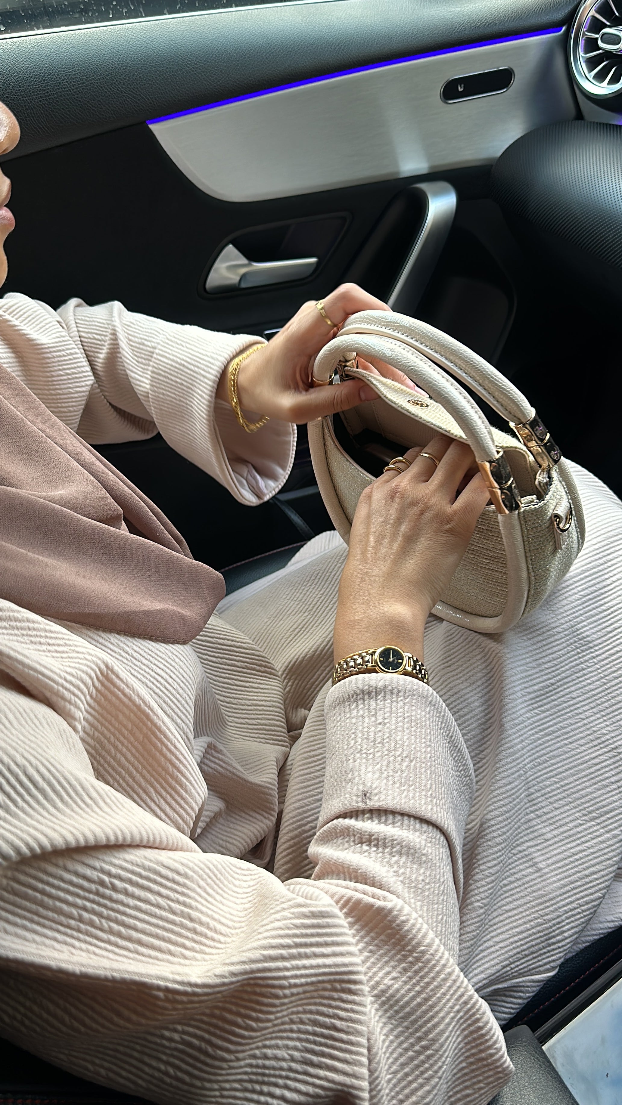 Closed Ribbed Autumn Abaya