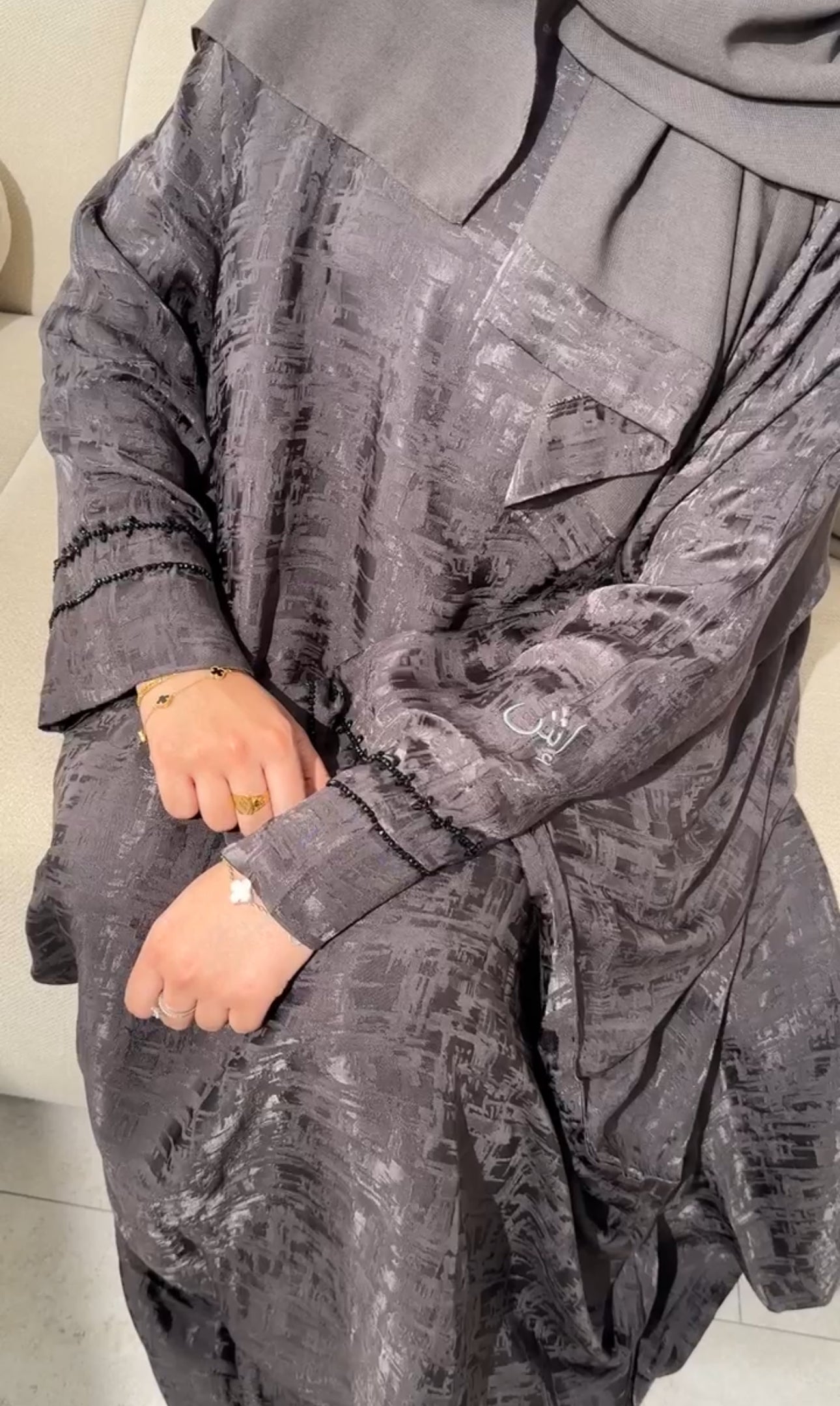 Luxe Misty Grey Rumaysa Abaya