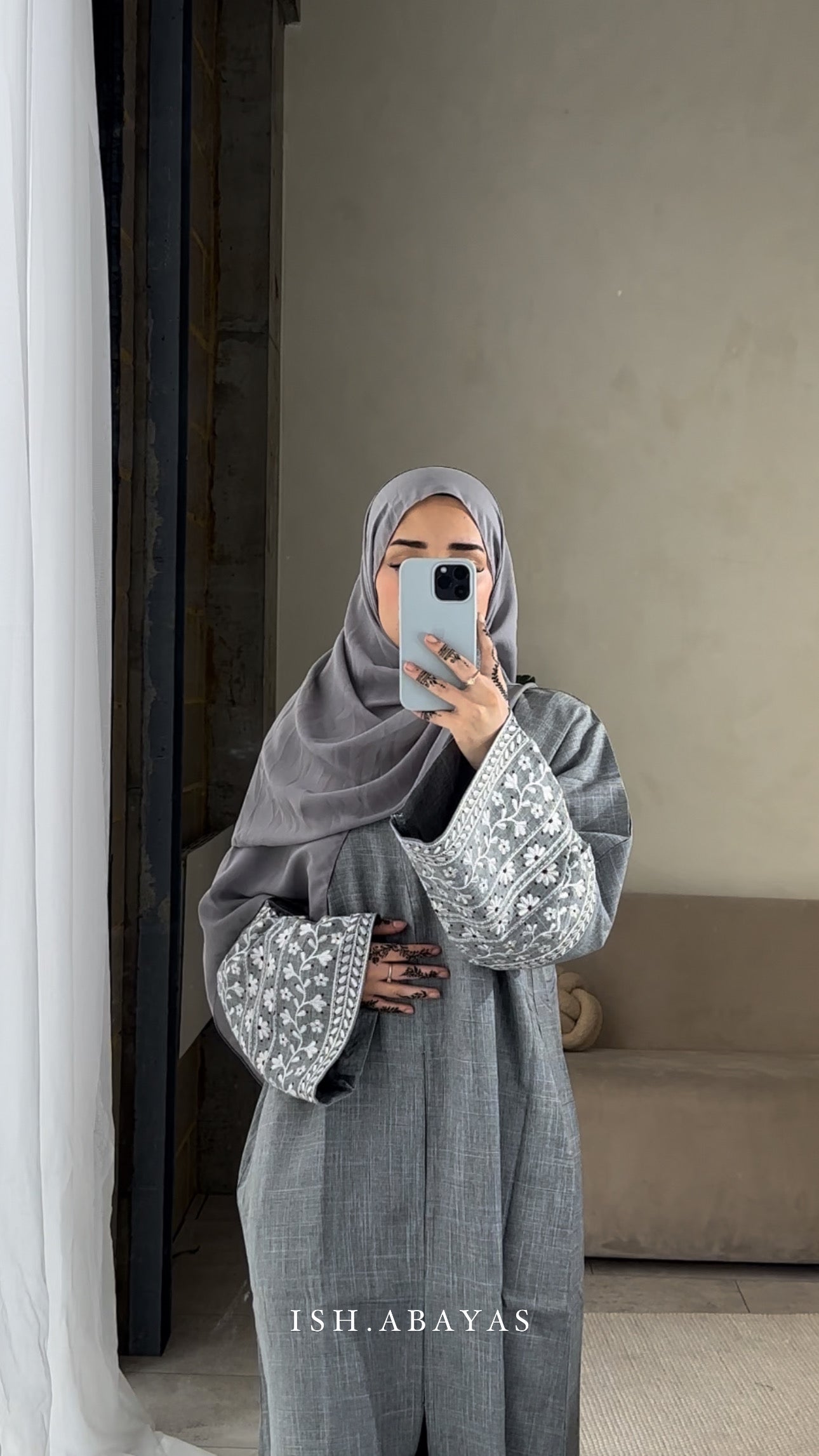 PRE-ORDER Aisha Abaya grey