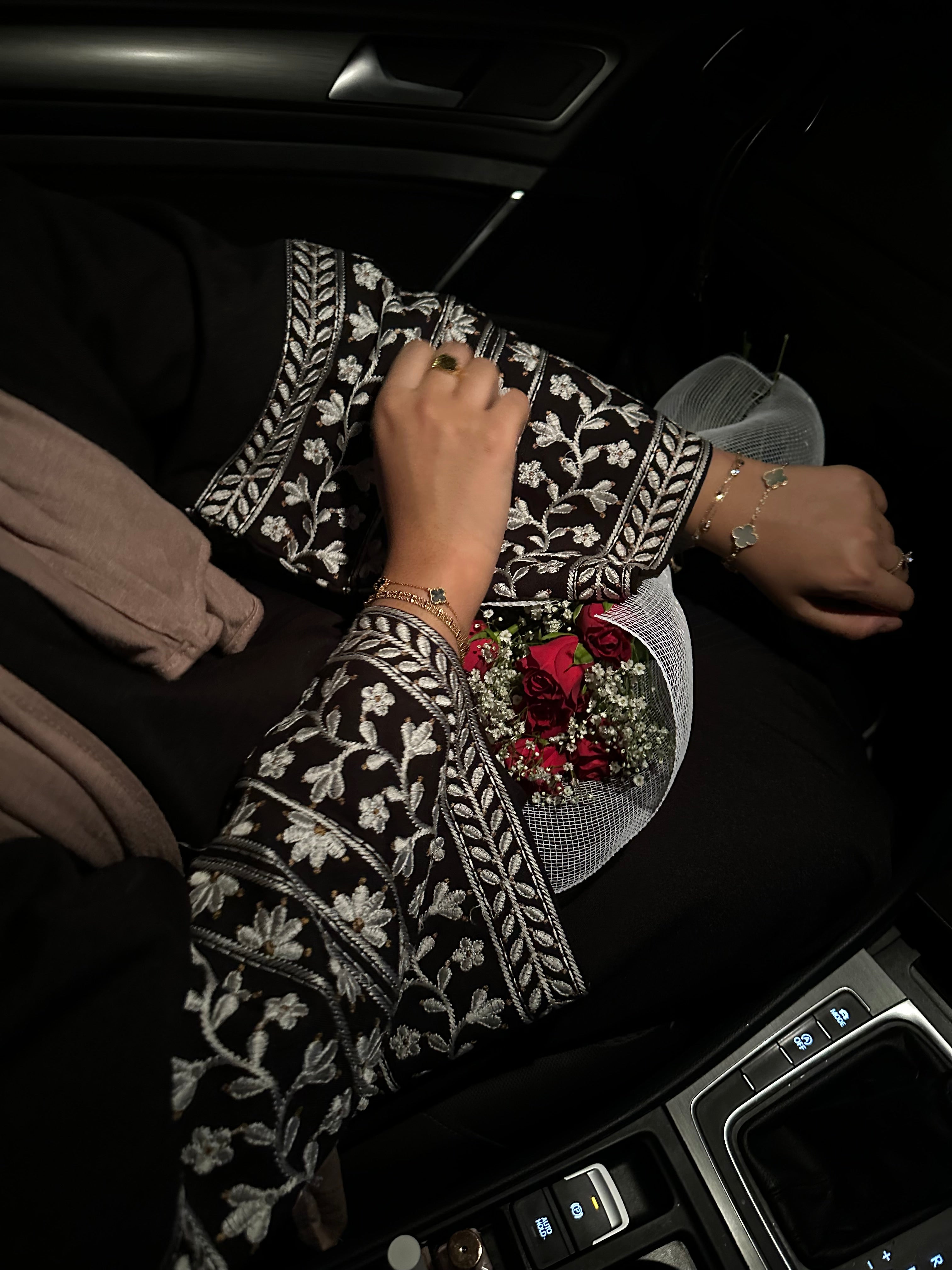Aisha Abaya Black