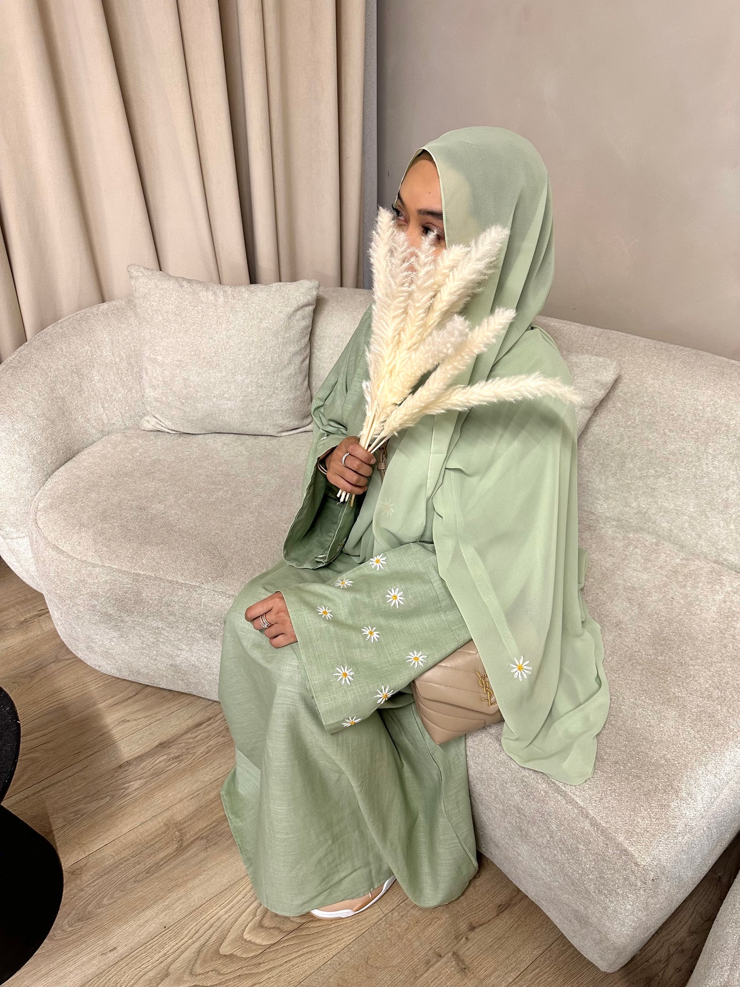 PRE- ORDER Pistachio Daisy Linen Abaya