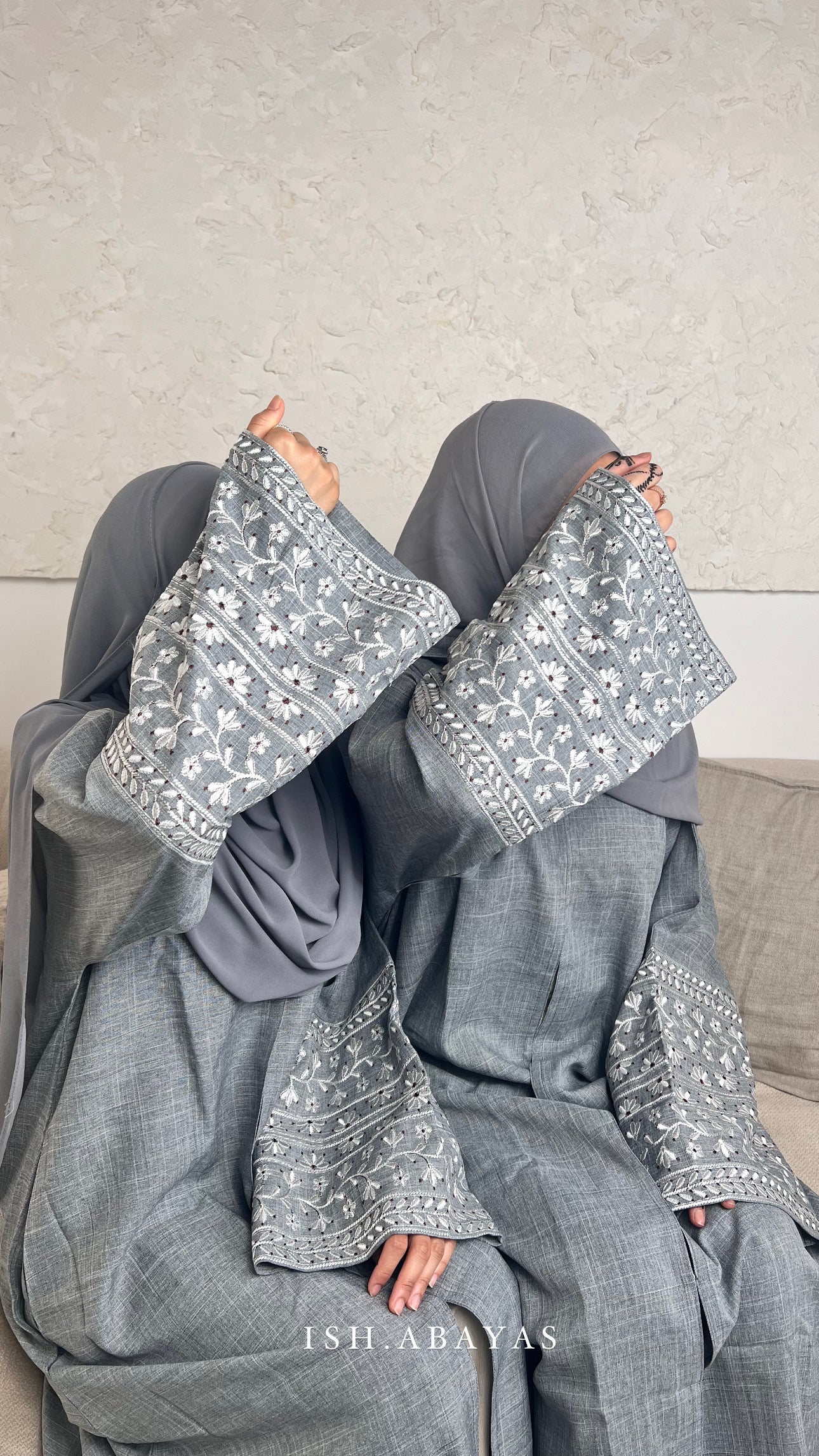 PRE-ORDER Aisha Abaya grey