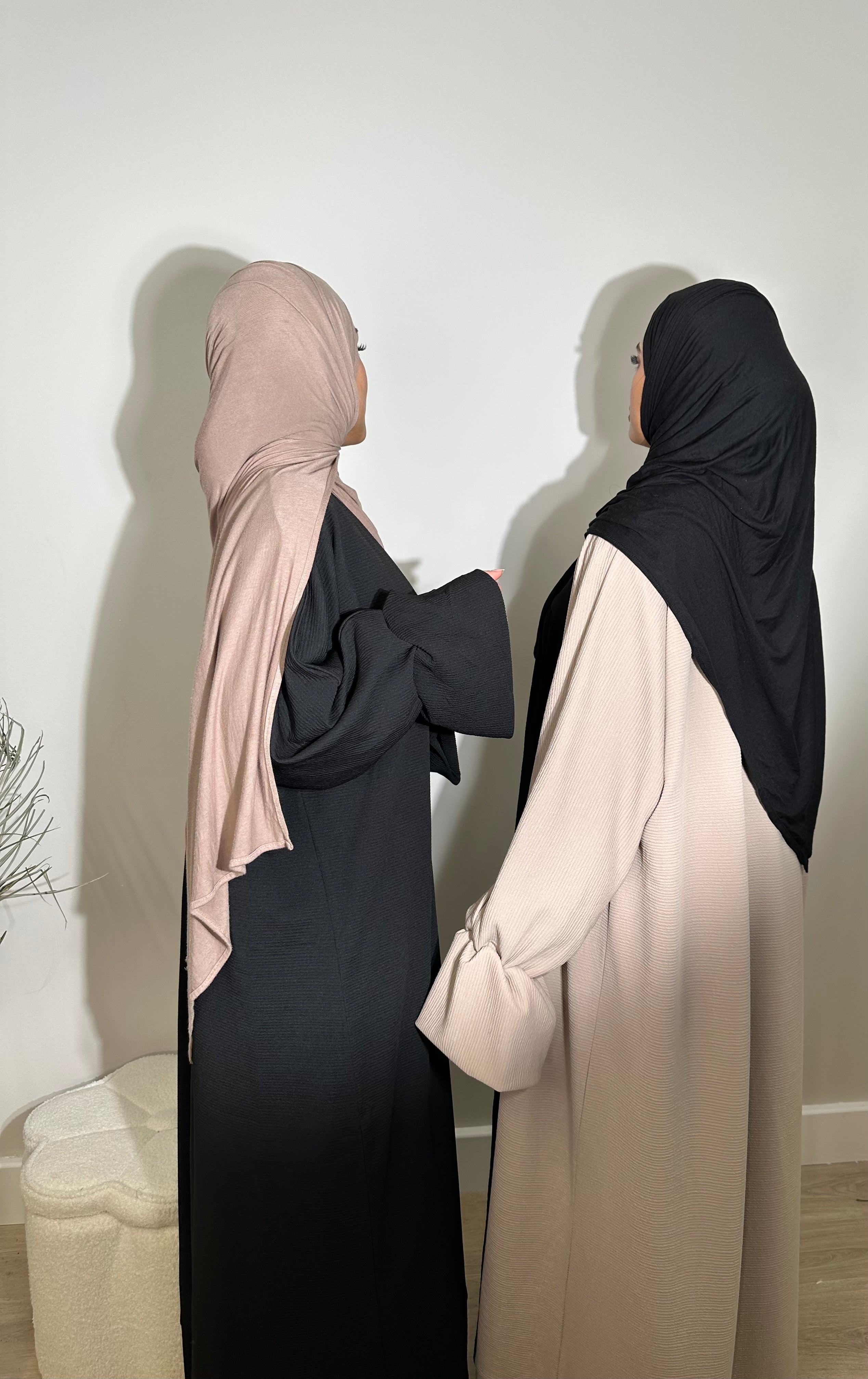 Sumayyah NUDE Abaya (ribbed ,poet sleeves)