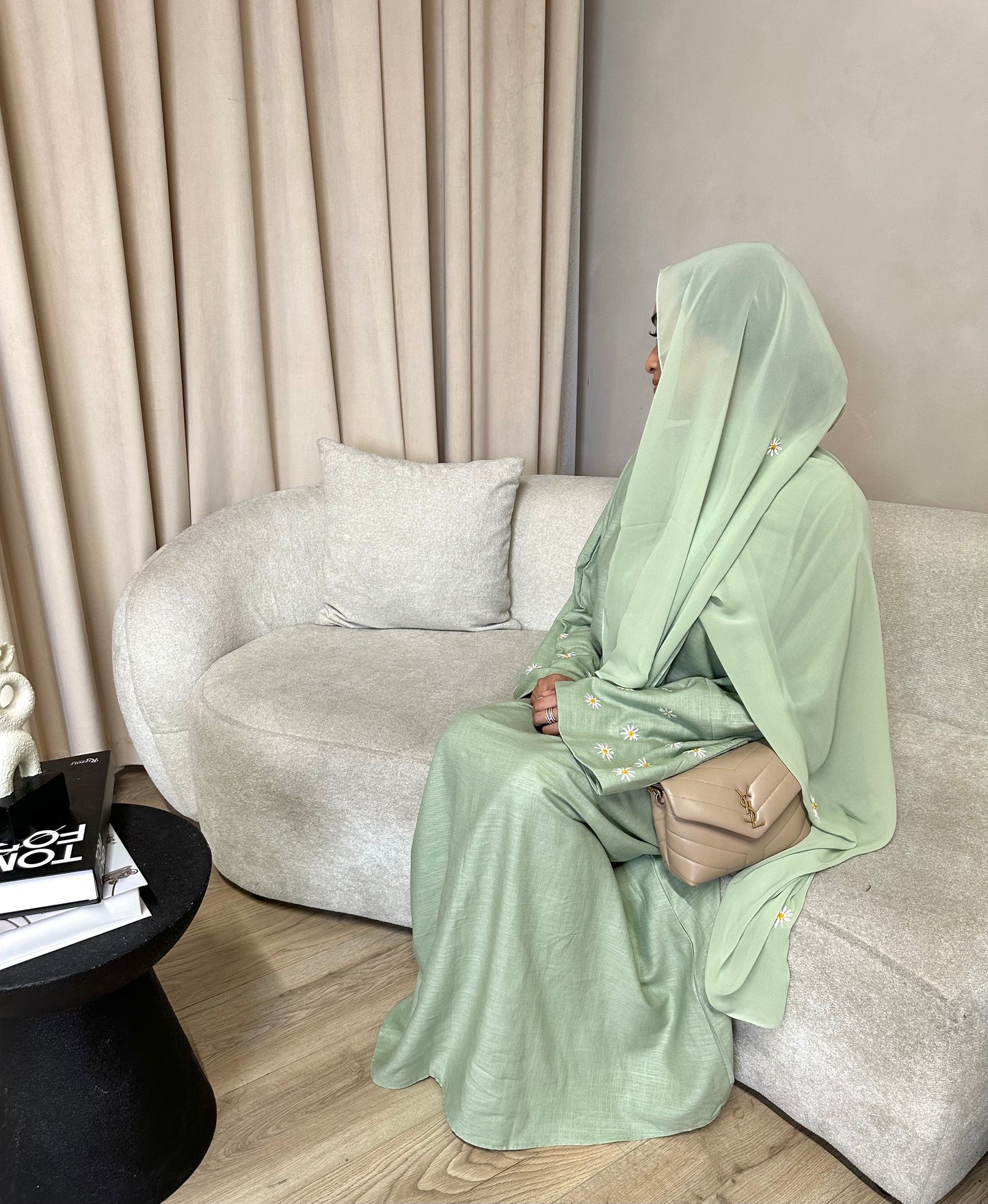 PRE- ORDER Pistachio Daisy Linen Abaya