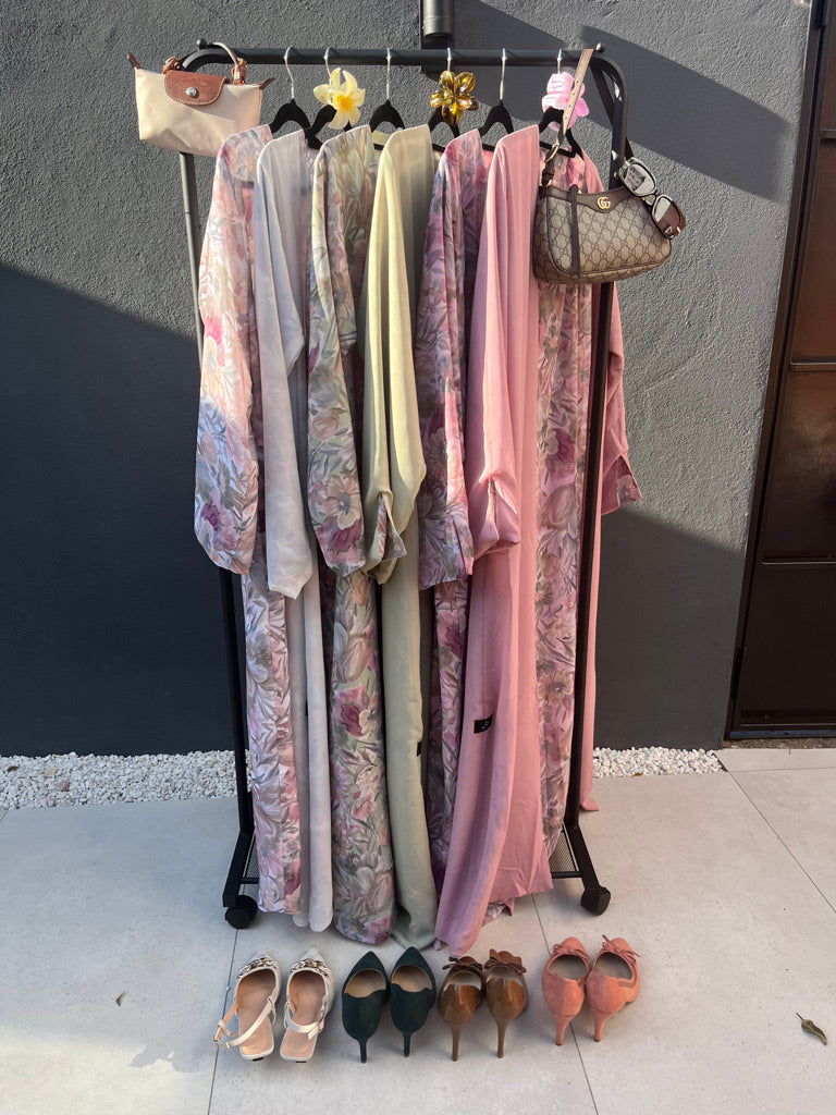 Warda Reversible Abaya